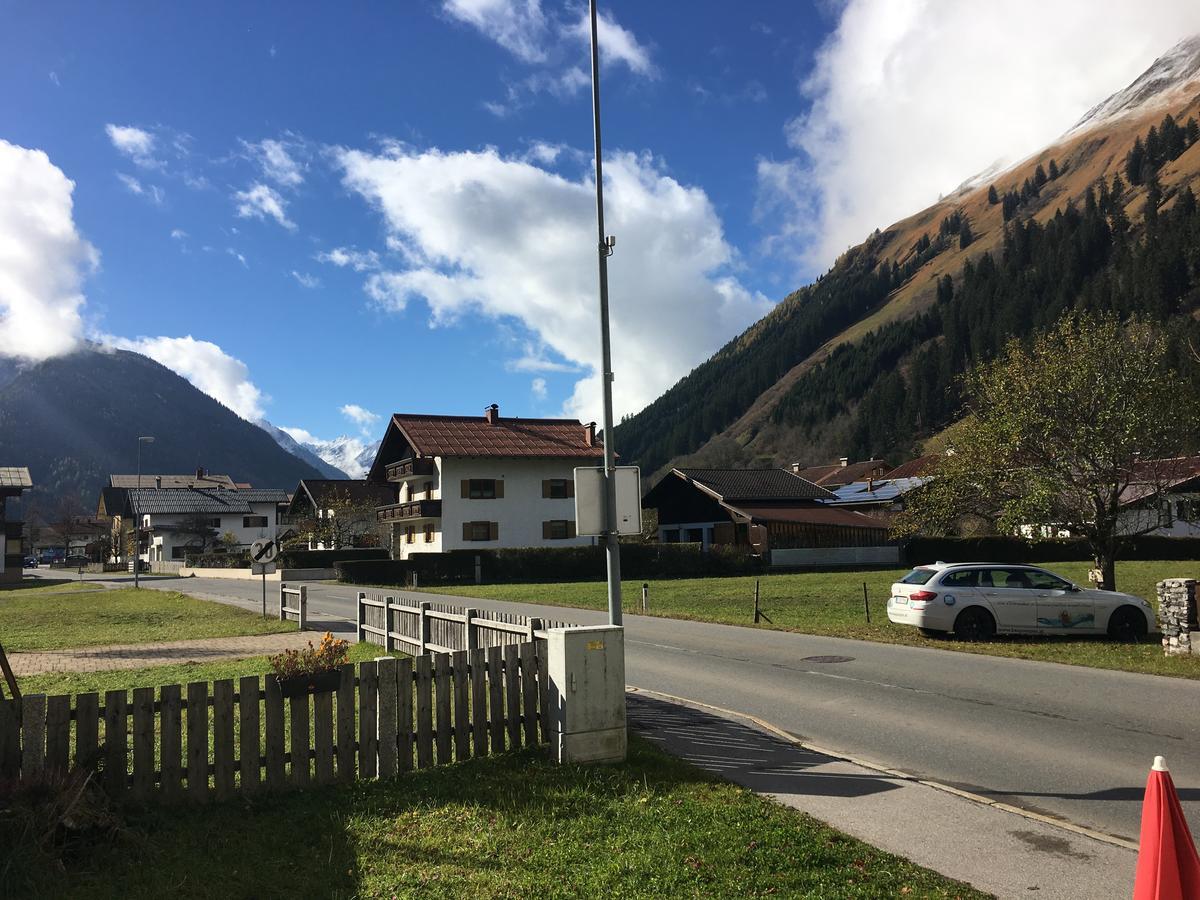 Gasthof Sonne Häselgehr Exteriör bild